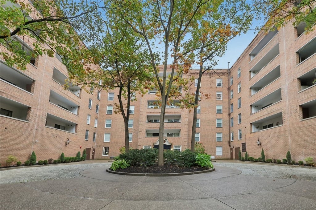 300 Fox Chapel Road 605, O'Hara