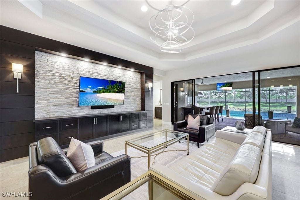 4394 Caldera Cir, Naples