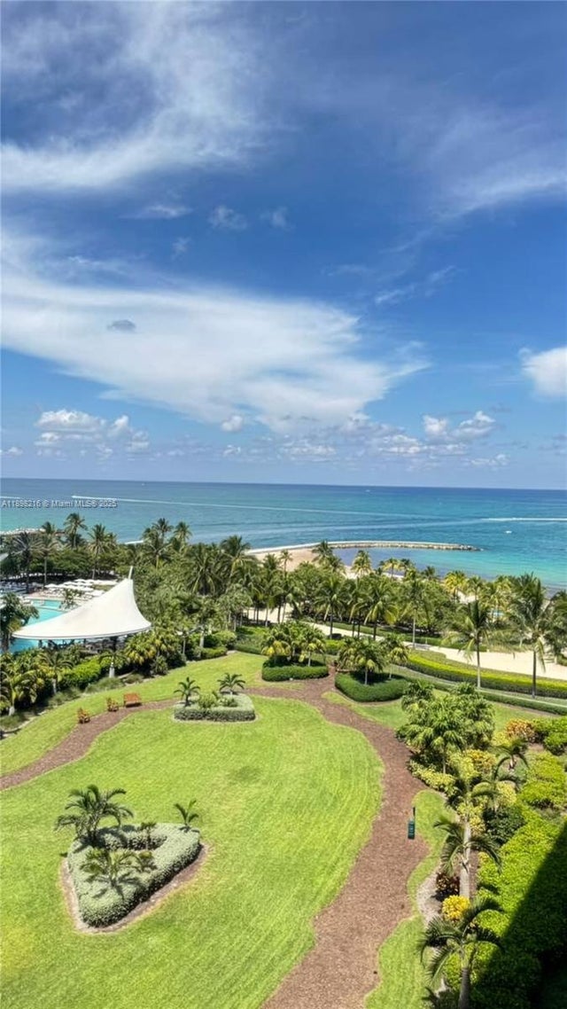 10275 Collins Ave 802, Bal Harbour
