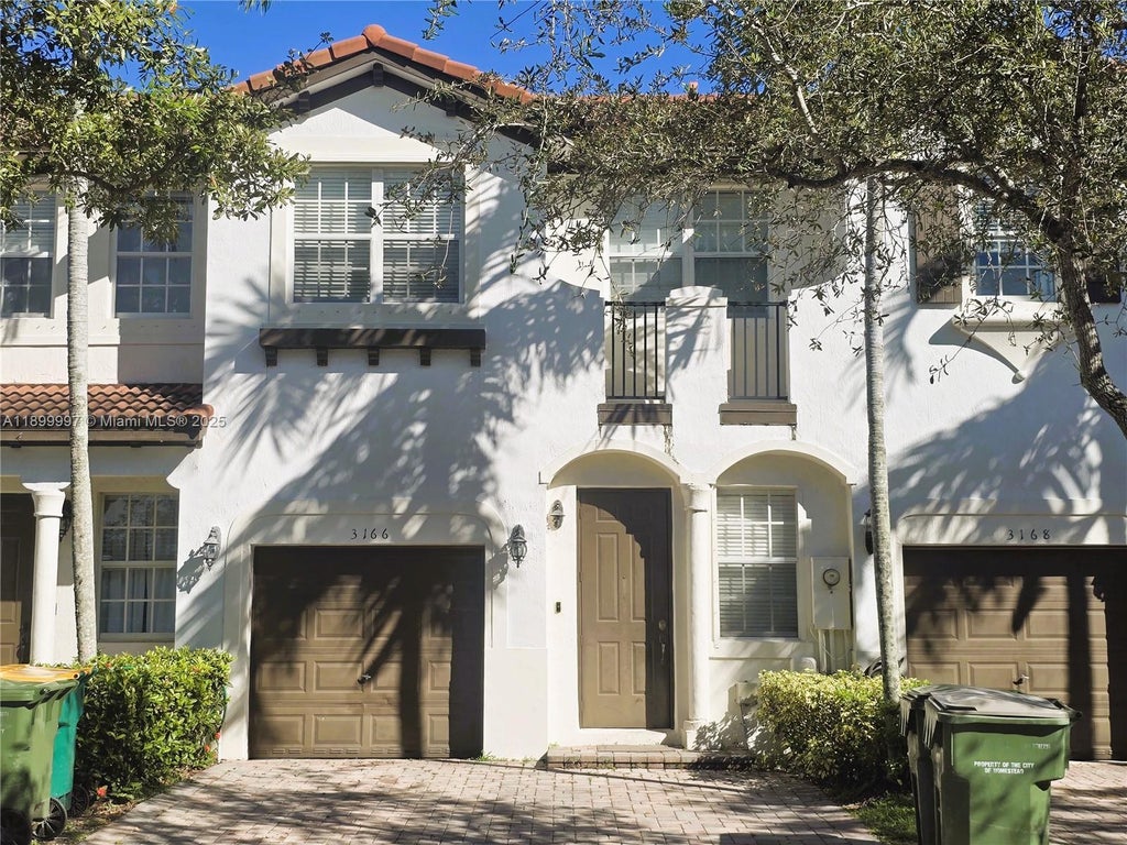 3166 Ne 11th St, Homestead