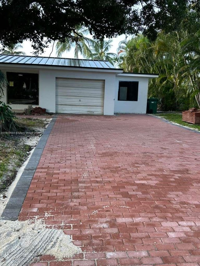 1 of 6 - 454 Dover Rd, Jupiter, FL