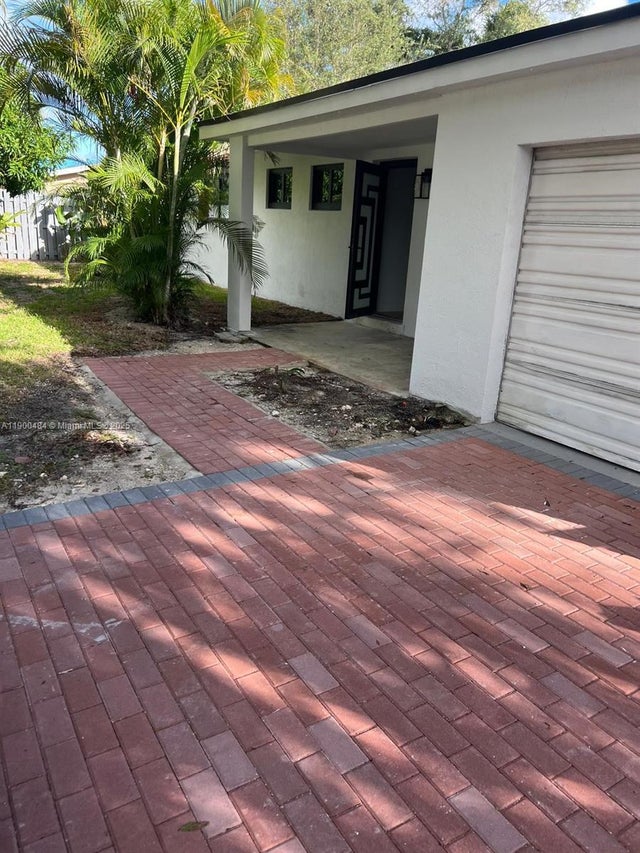 2 of 6 - 454 Dover Rd, Jupiter, FL