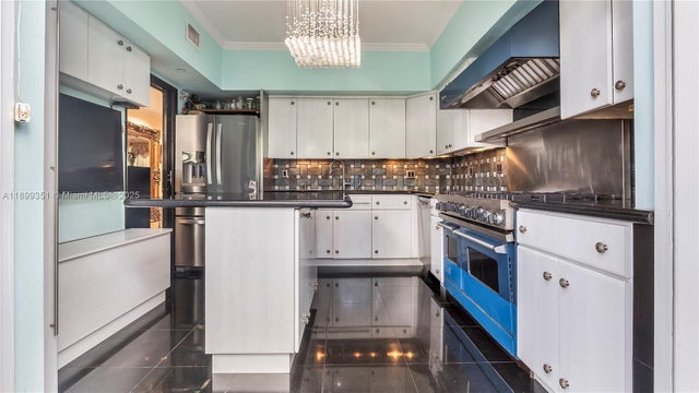 4 of 44 - 430 Poinciana Island Dr 1710, Sunny Isles Beach, FL