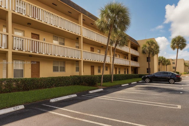 1 of 10 - 6300 Nw 62nd St 101, Tamarac, FL