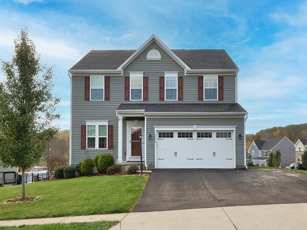 2002 Bald Eagle Court, Middlesex