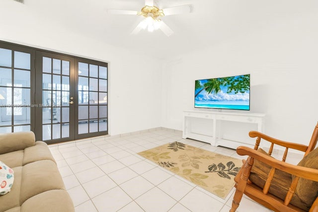 5 of 16 - 7800 Sw 95th St, Miami, FL