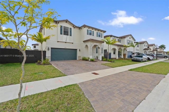 5 of 57 - 23302 Sw 132nd Pl, Unincorporated Dade, FL