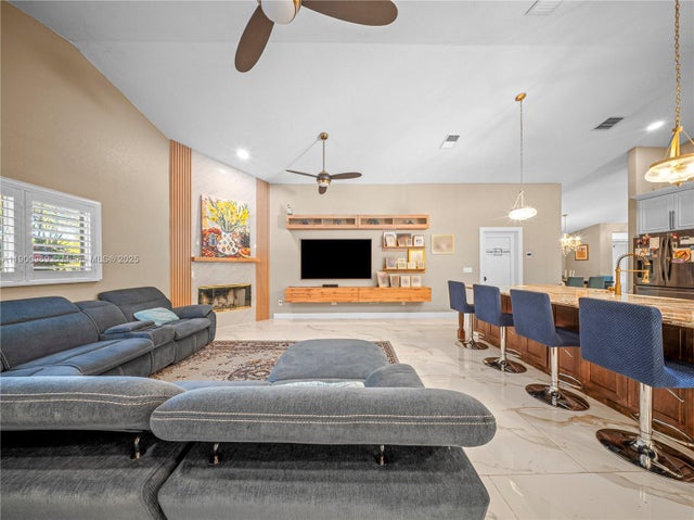 5 of 14 - 15720 Sw 56th St, Southwest Ranches, FL