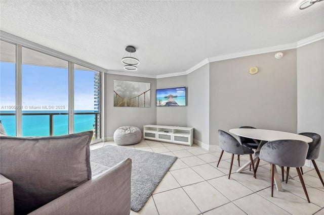 4 of 15 - 16699 Collins Ave 2009, Sunny Isles Beach, FL