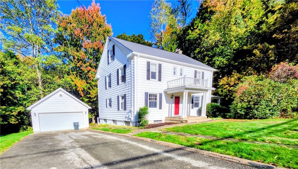 499 White School Road, Unity