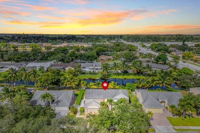 5 of 69 - 10045 Grove Ln, Cooper City, FL
