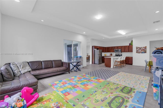 3 of 68 - 15288 Sw 176th Ter, Miami, FL