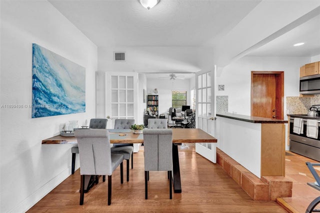 5 of 40 - 836 W 40th St, Miami Beach, FL