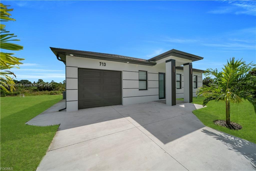 713 Roma Ave S, Lehigh Acres