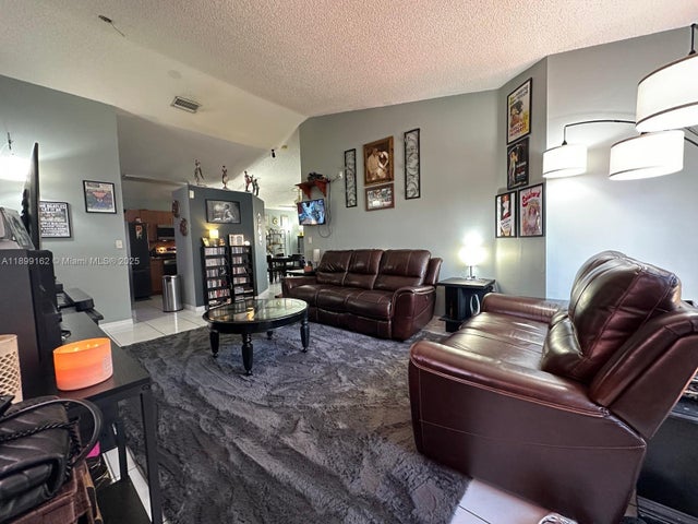 3 of 11 - 14841 Sw 141st Ter, Miami, FL