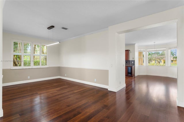 4 of 37 - 3620 Heron Ridge Ln, Weston, FL