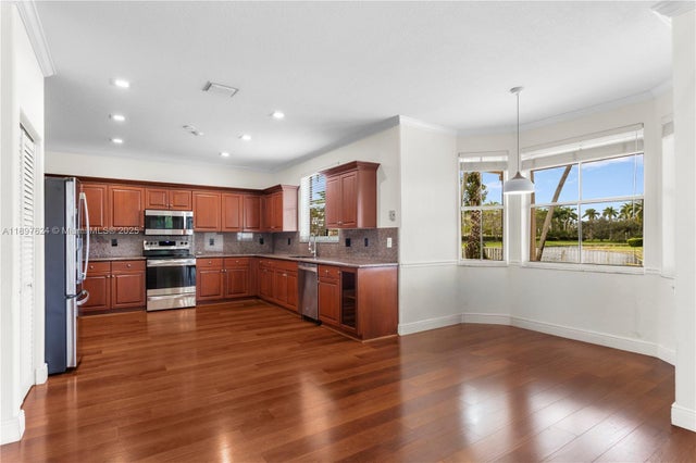5 of 37 - 3620 Heron Ridge Ln, Weston, FL