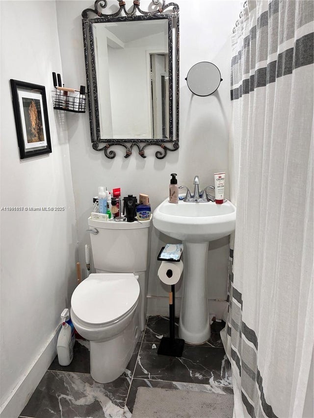 4 of 18 - N/A, Miami, FL