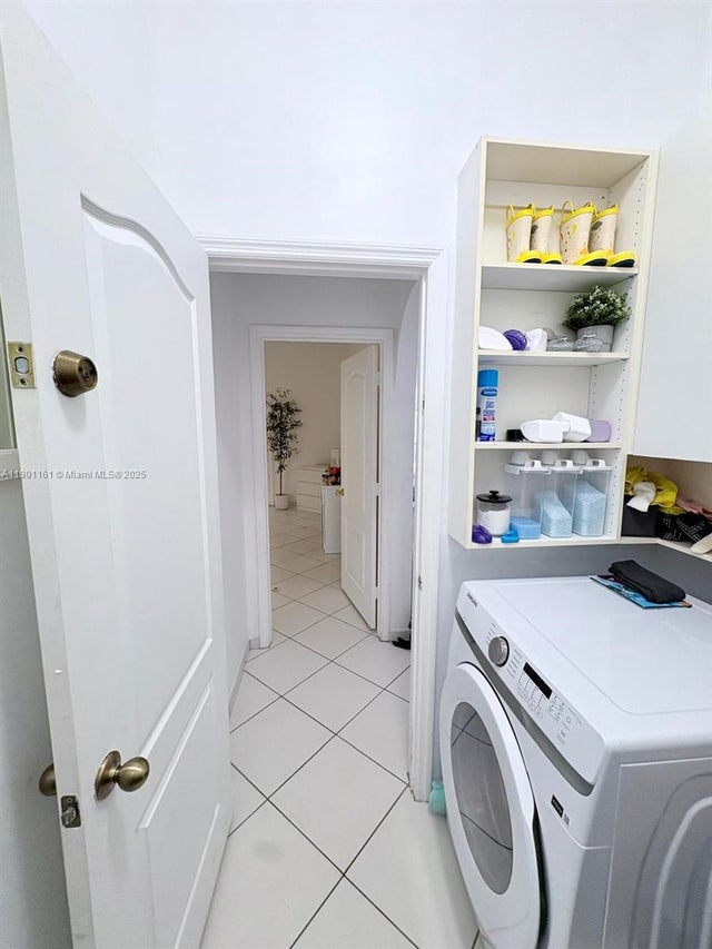 3 of 4 - 15234 Sw 140th St, Miami, FL
