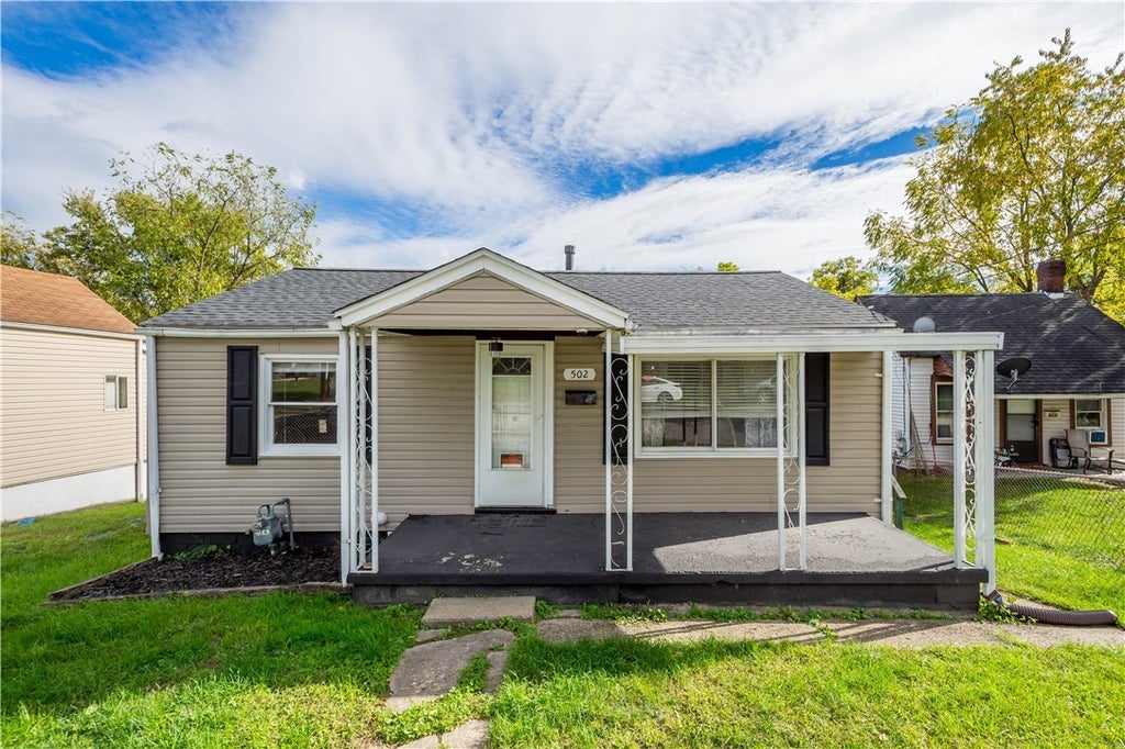 502 Buena Vista Street, Canton