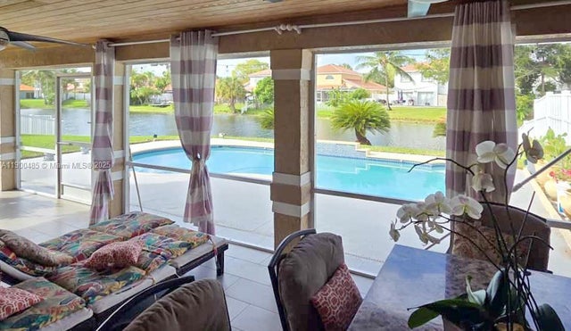 3 of 25 - 13431 Nw 5th Pl, Plantation, FL