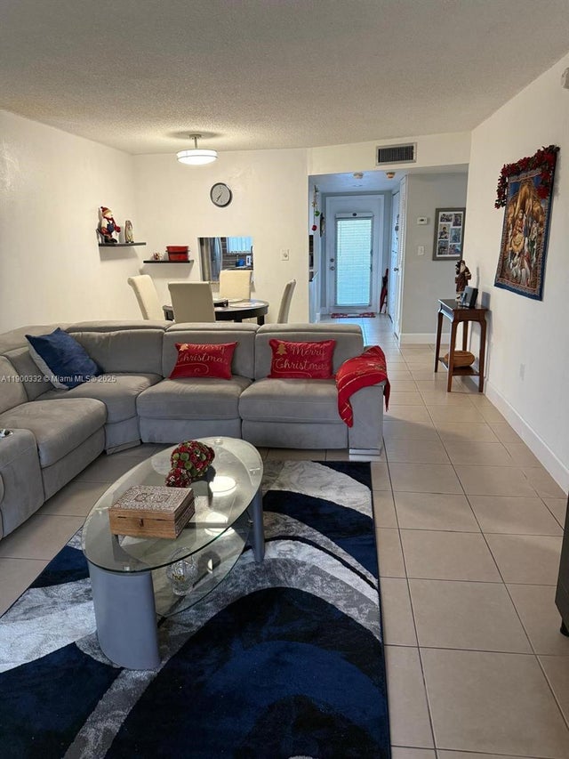 1 of 21 - 2900 N Pine Island Rd 209, Sunrise, FL