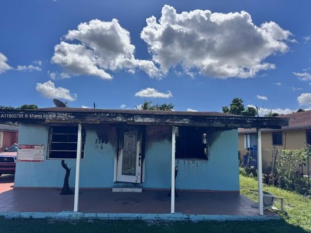 3330 Nw 101st St, Miami