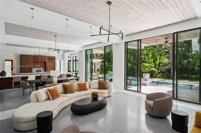 5 of 99 - 3701 Park Ave, Miami, FL