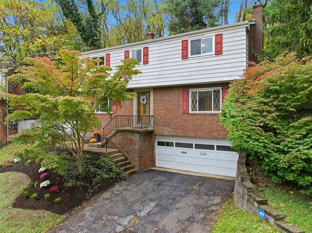 356 Sharon Drive, Forest Hills Boro