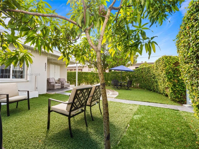 5 of 33 - 8401 Nw 24th Pl, Miami, FL