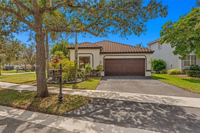 2 of 45 - 1561 Banyan Way, Weston, FL