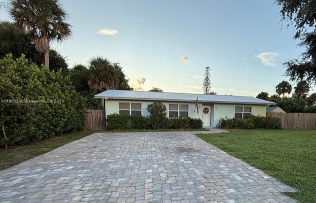 1 of 9 - 9546 Sw Adams St, Okeechobee, FL