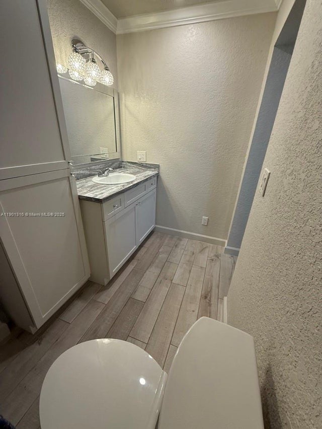 4 of 9 - 9546 Sw Adams St, Okeechobee, FL