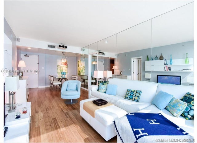 4 of 48 - 6801 Collins Ave 1209, Miami Beach, FL