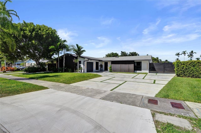2 of 50 - 9371 Sw 185th Ter, Cutler Bay, FL