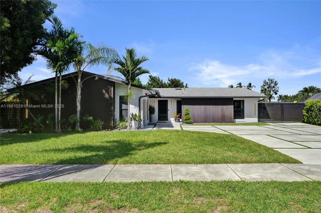 4 of 50 - 9371 Sw 185th Ter, Cutler Bay, FL