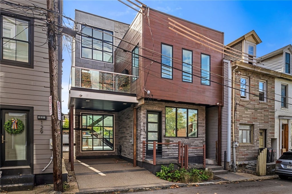 127 1/2 Banner Way, Lawrenceville