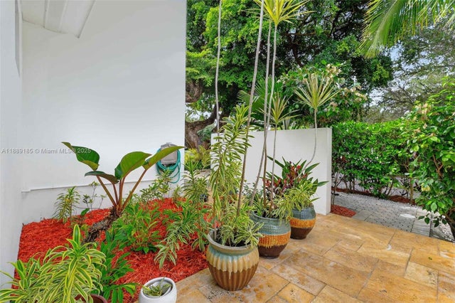 5 of 57 - 6345 Maynada St, Coral Gables, FL