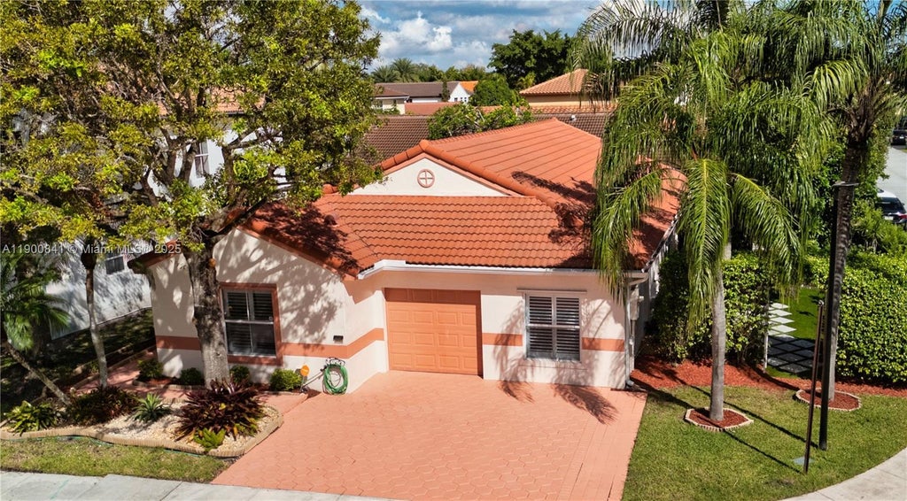 18411 Nw 18th St, Pembroke Pines