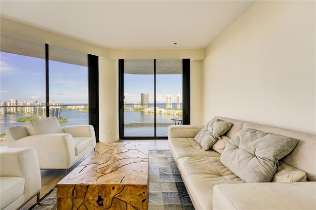 5 of 35 - 2800 Island Bl 2904, Aventura, FL