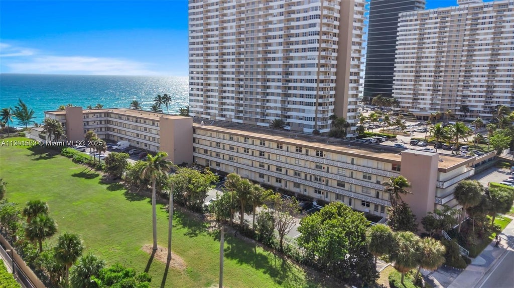 1936 S Ocean Dr 10b, Hallandale Beach