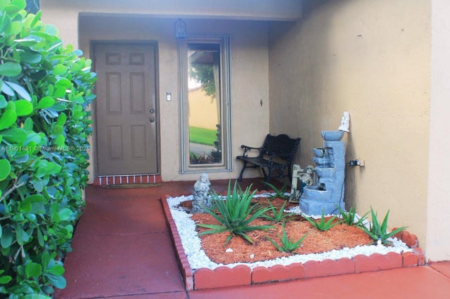 3 of 47 - 17320 Nw 66th Pl, Hialeah, FL