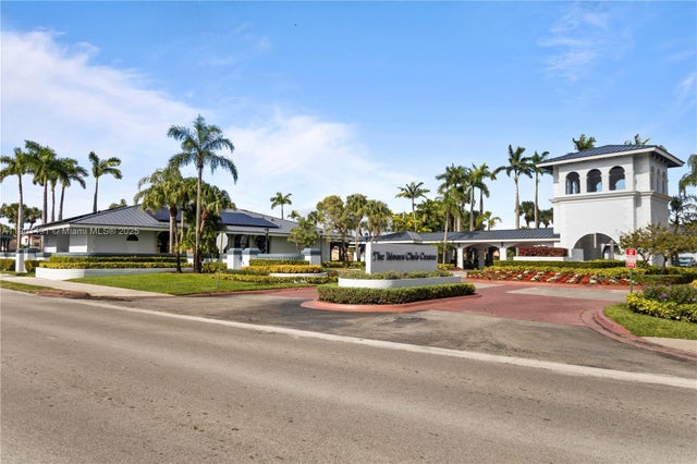 5 of 47 - 17320 Nw 66th Pl, Hialeah, FL