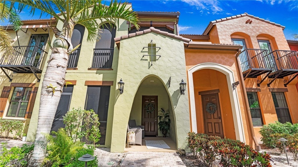 9066 Albion Ln N 5104, Naples