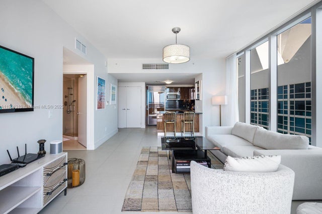 3 of 21 - 6899 Collins Ave 1509, Miami Beach, FL