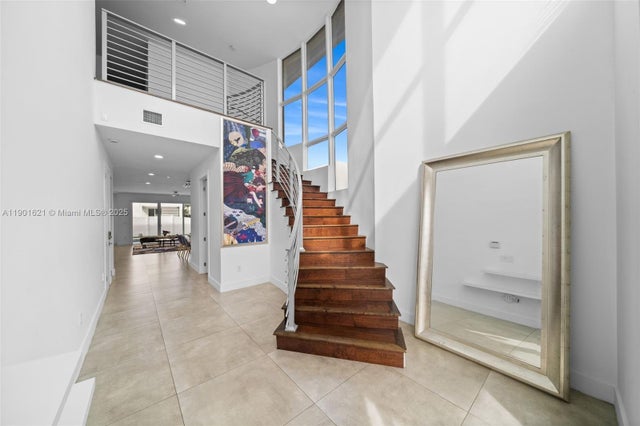 4 of 44 - 7540 Nw 97th Pl, Doral, FL