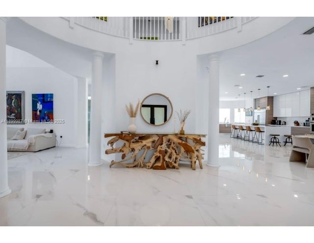 2 of 9 - 19512 Sw 79th Pl, Cutler Bay, FL
