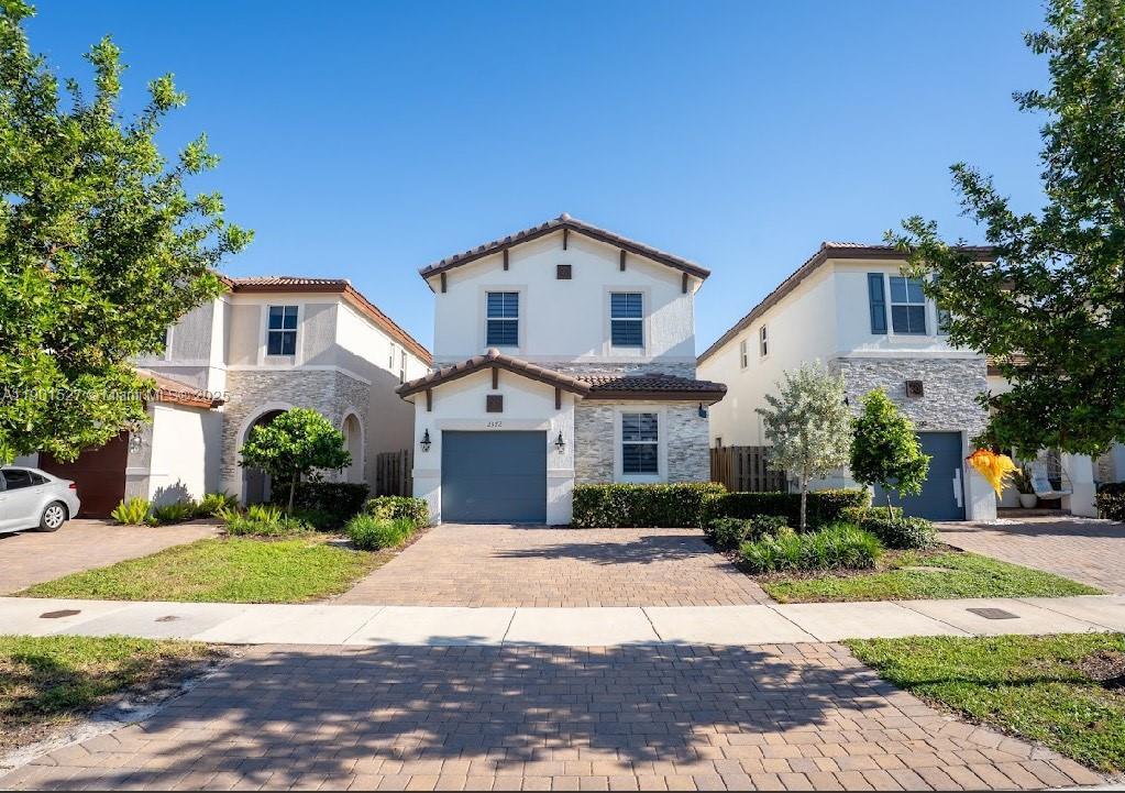 2372 Nw 130th Ter, Miami