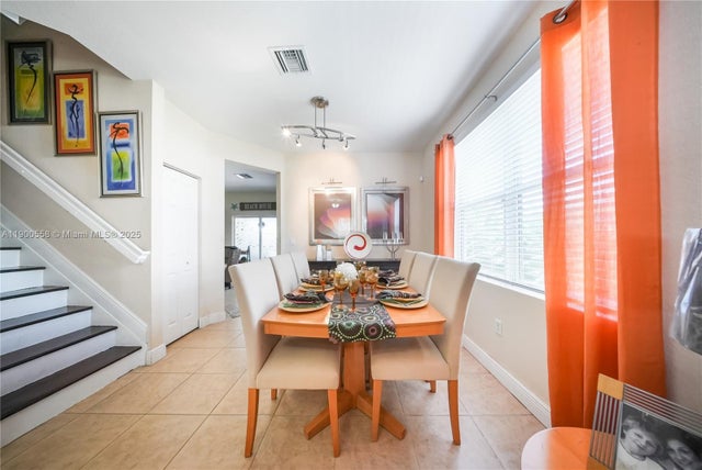 3 of 50 - 3076 Se 4th Ct, Homestead, FL