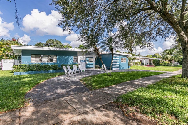 5 of 44 - 17860 Ne 9th Pl, North Miami Beach, FL